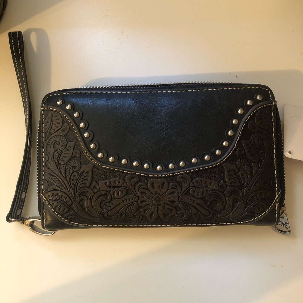 Montana West wallet